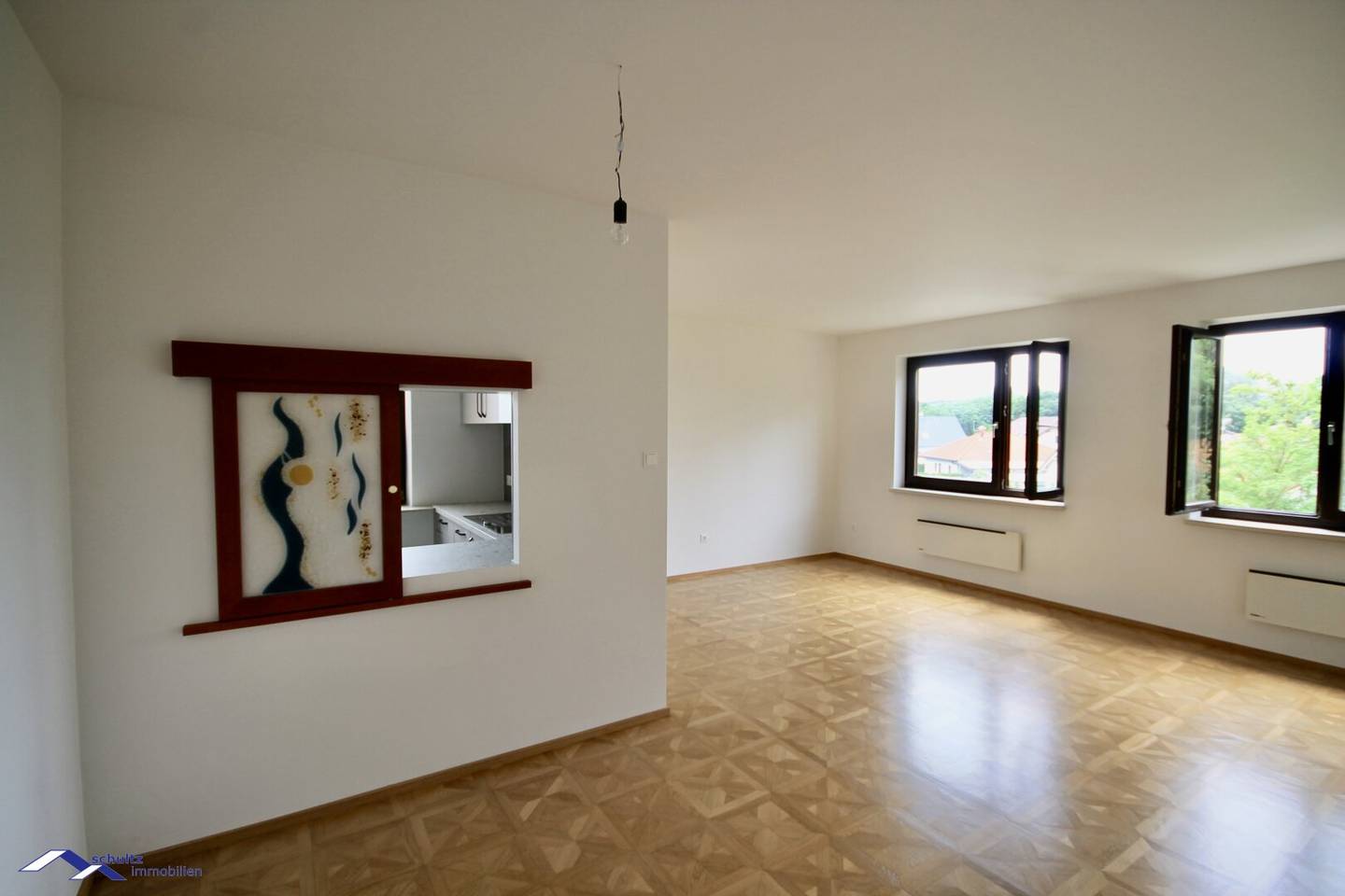 SCHULTZ IMMOBILIEN - Ruhige grosse Wohnung! Teilzahlung!
