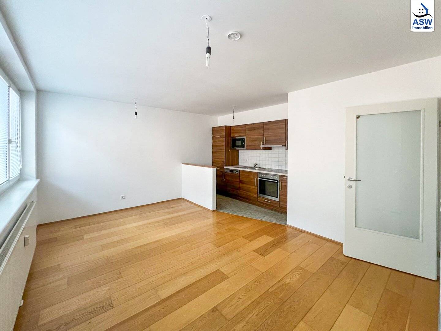 Schöne 2-Zimmerwohnung inkl. Küche in zentraler Lage