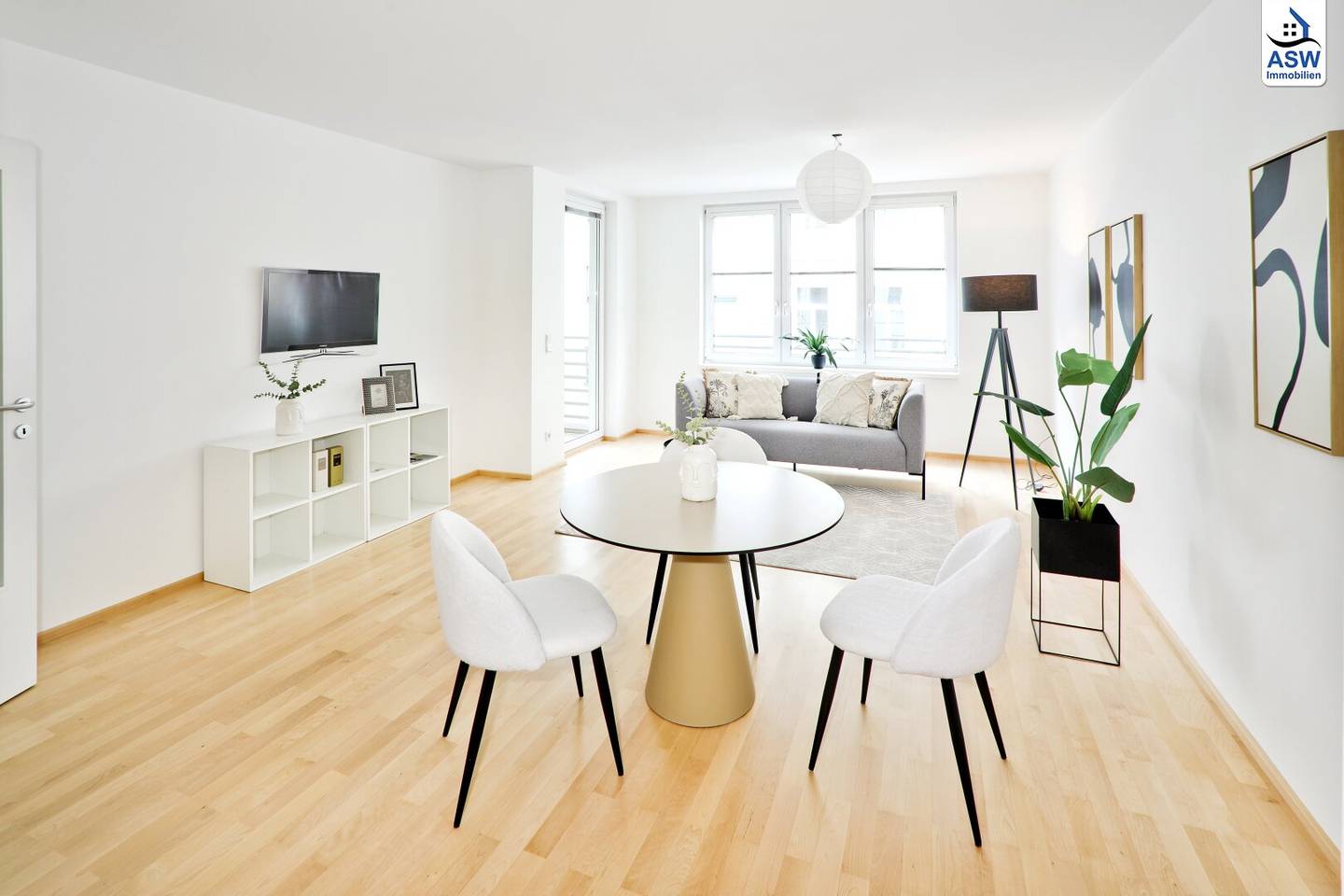 Sonnige 3-Zimmer-Wohnung mit Loggia & Top-Infrastruktur – Wohnen beim Rennweg!