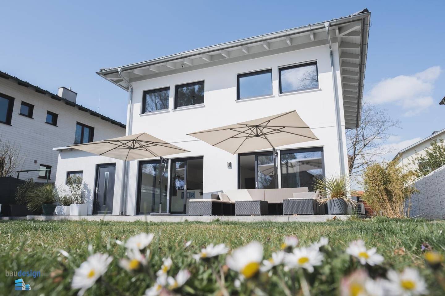 TOP Immobilie !! Modernes Einfamilienhaus im Zentrum von Korneuburg !!
