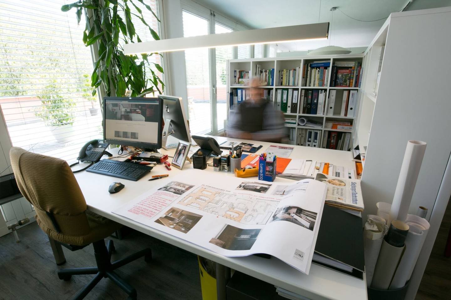 Working with a panoramic view – modern office with sun terrace - Salzburg-Maxglan