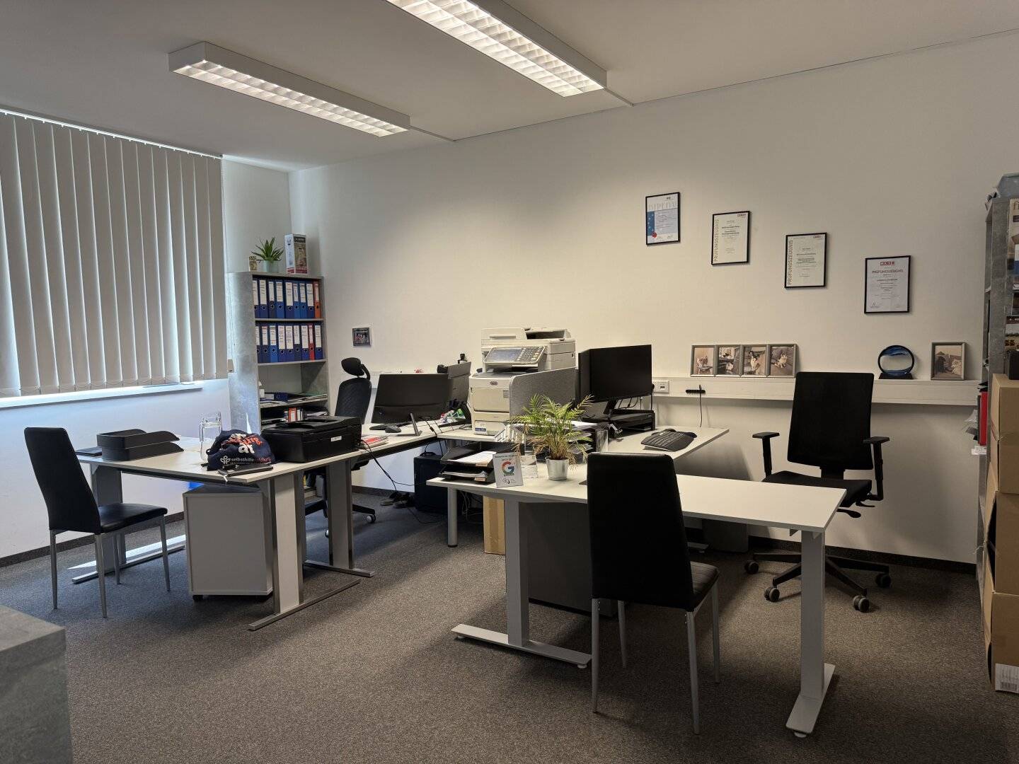 Wals Gois: Office with 43.31 m² on the 1st floor