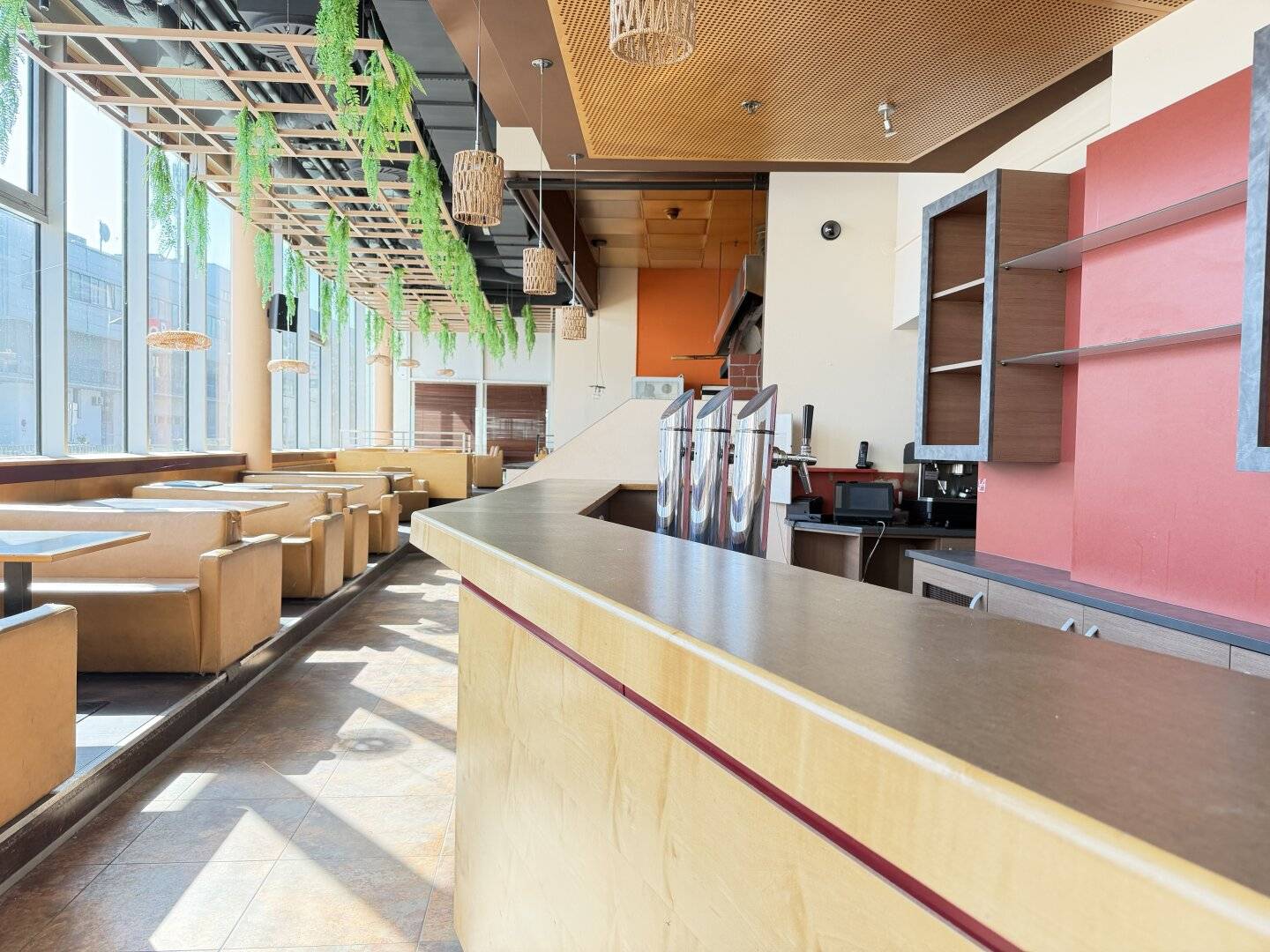 Restaurant / Pizzeria - Airport Center - Wals Himmelreich