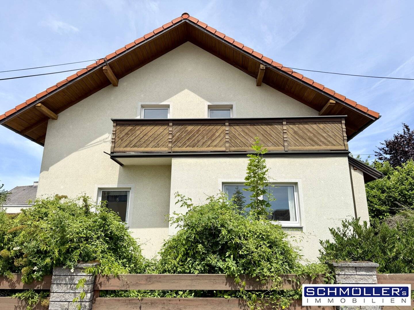 BESTBIETERVERFAHREN! Ruhig und zentral! Charmantes Einfamilienhaus mit Nebengebäude