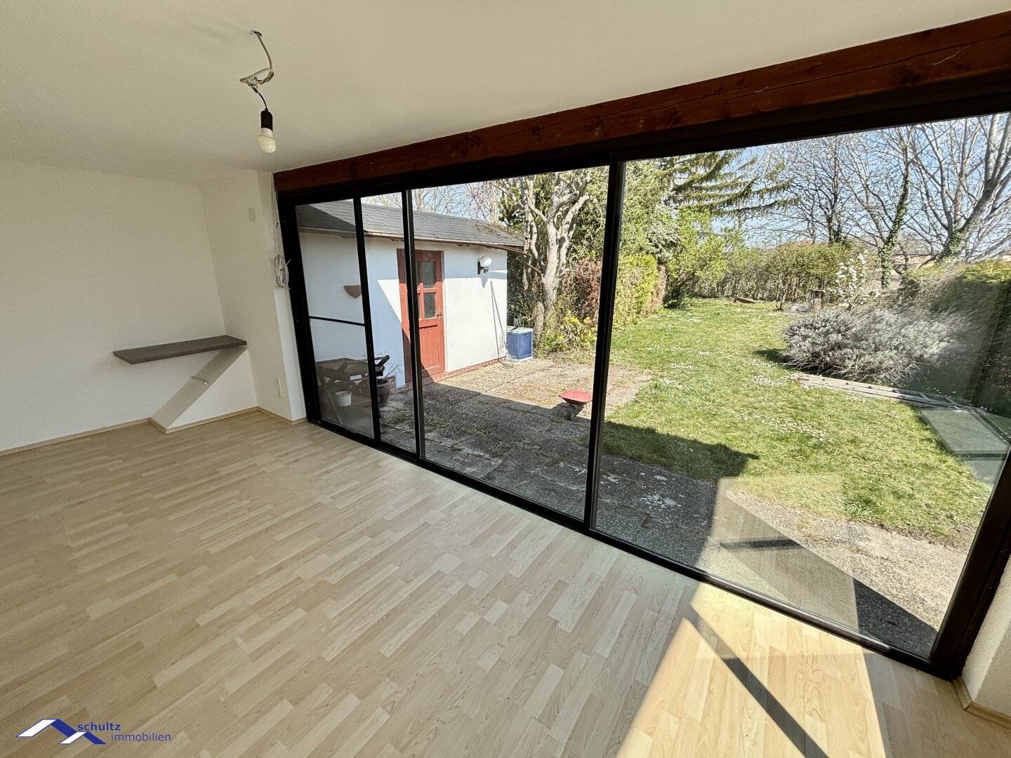 SCHULTZ IMMOBILIEN - Gemütliches Haus beim See!