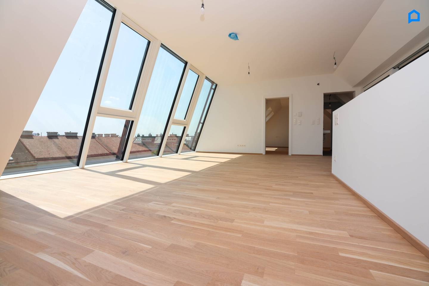Schönbrunnblick-Gloriette, ERSTBEZUG, JETZT einziehen! Dachgeschoss NEU mit modernster Ausstattung148m² Wohnfläche, 4 Zimmer plus Nebenräume, auch Altbau Etagen-Wohnungen, teilweise Kurzzeitvermietung möglich !