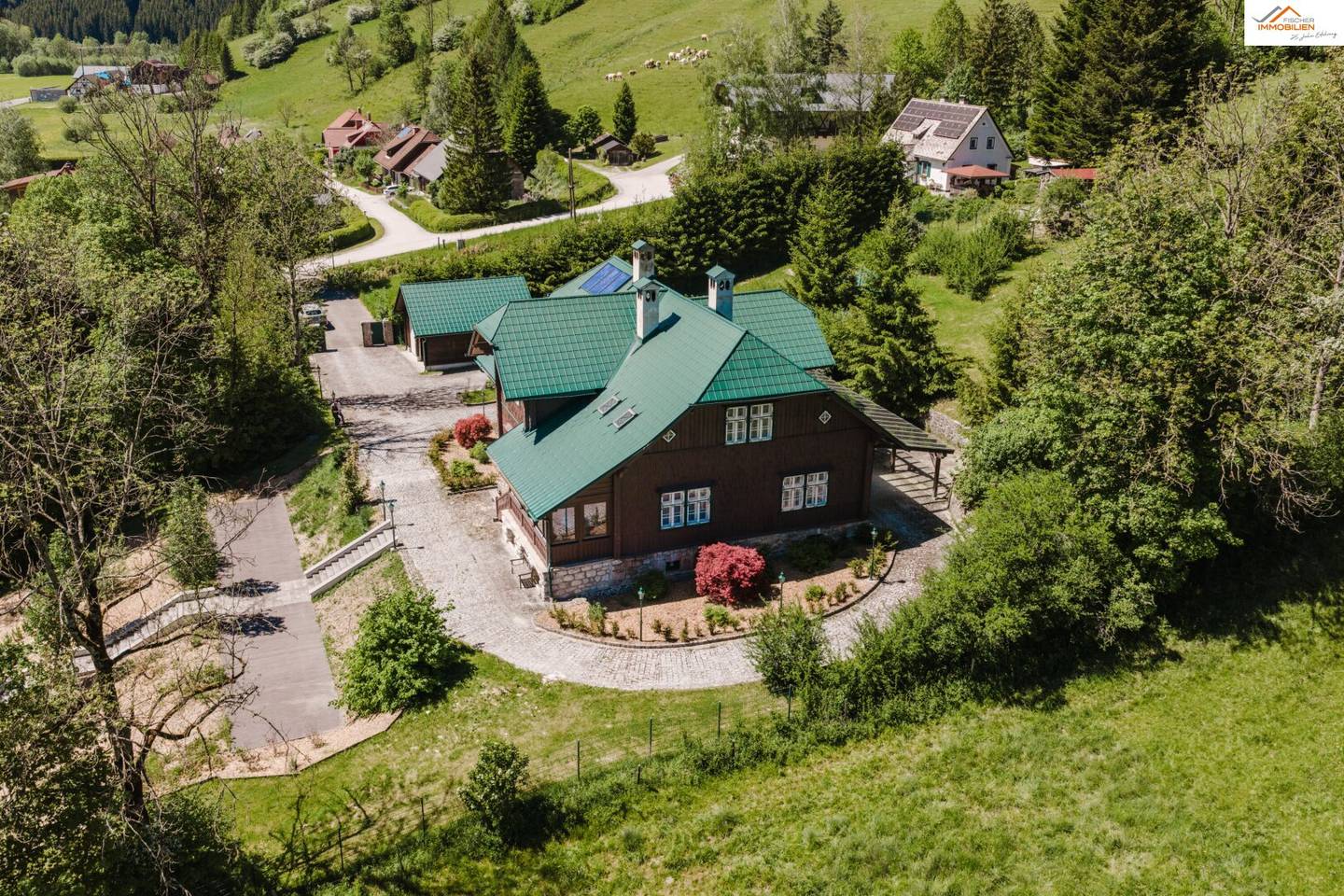 Exklusive Jahrhundertwende-Villa in Mariazell – Stil, Substanz & Natur in perfekter Harmonie