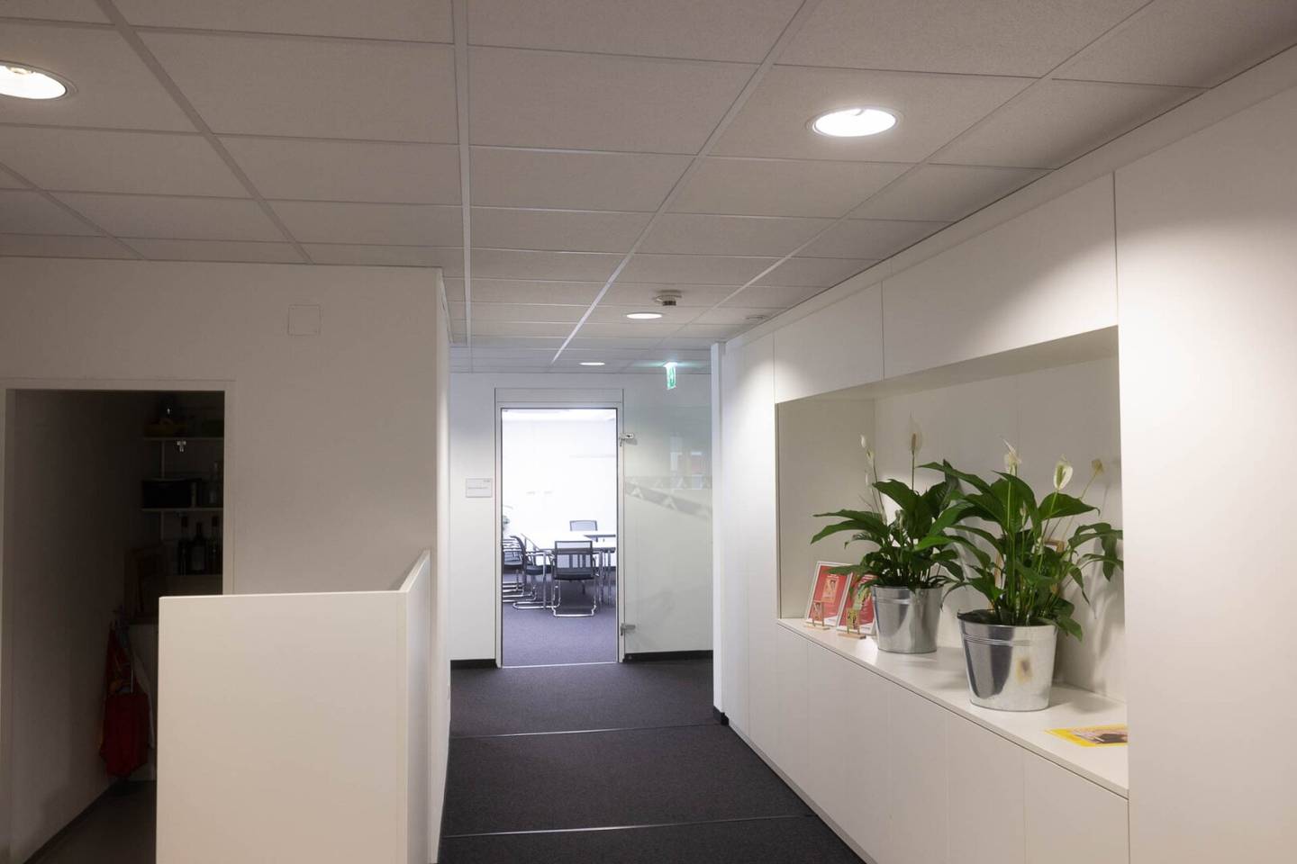 air conditioned office top parking option infrastructure Alpenstraße