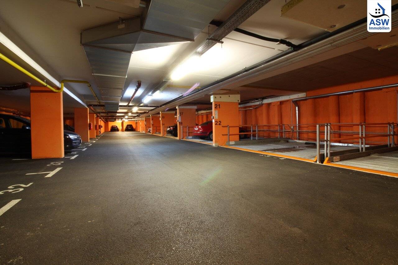 Zentrale Garagenplätze in der Zwinzstraße 1B/Adolf-Czettel-Gasse 6A (U3 Kendlerstraße)
