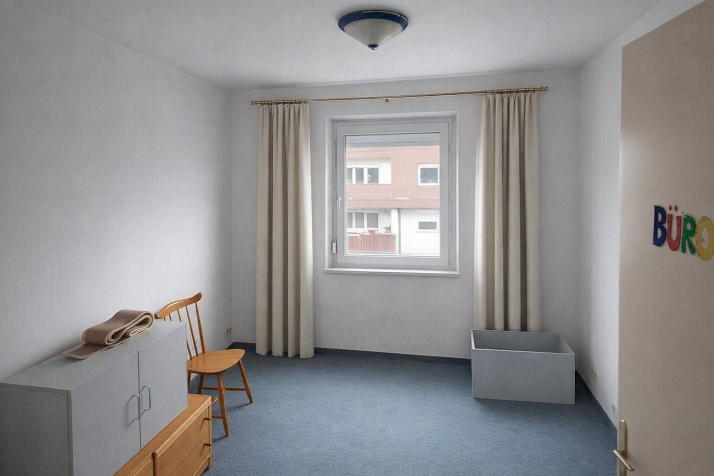 Sonniges 3‑Zimmer‑Dachgeschoss mit Loggia & Stellplatz – sofort einziehen & wohlfühlen