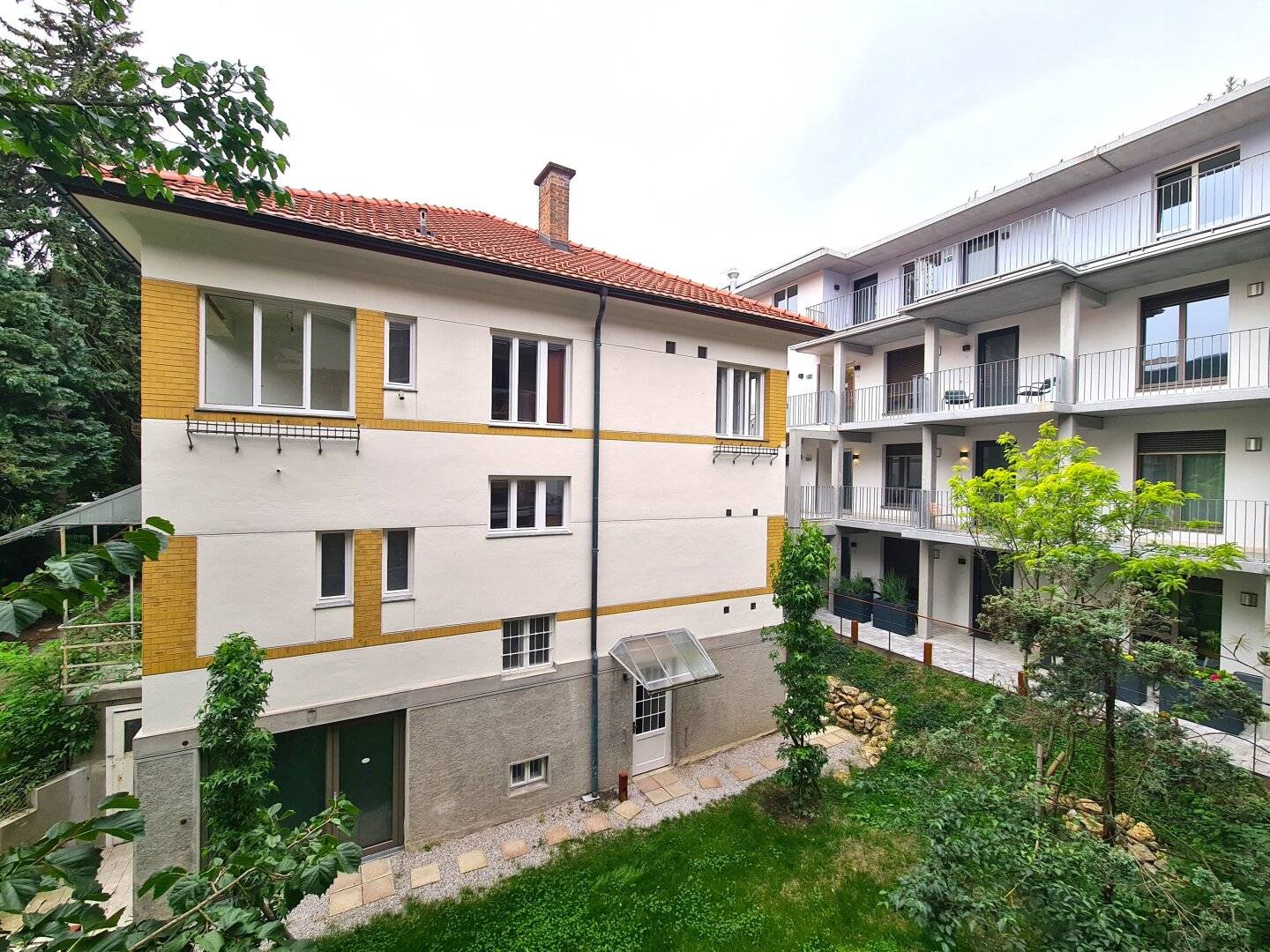 Beautiful modern two room apartment in Pitten