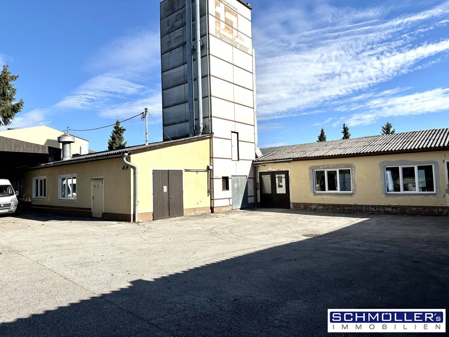Commercial spaces from 100 m² in Gunskirchen for rent