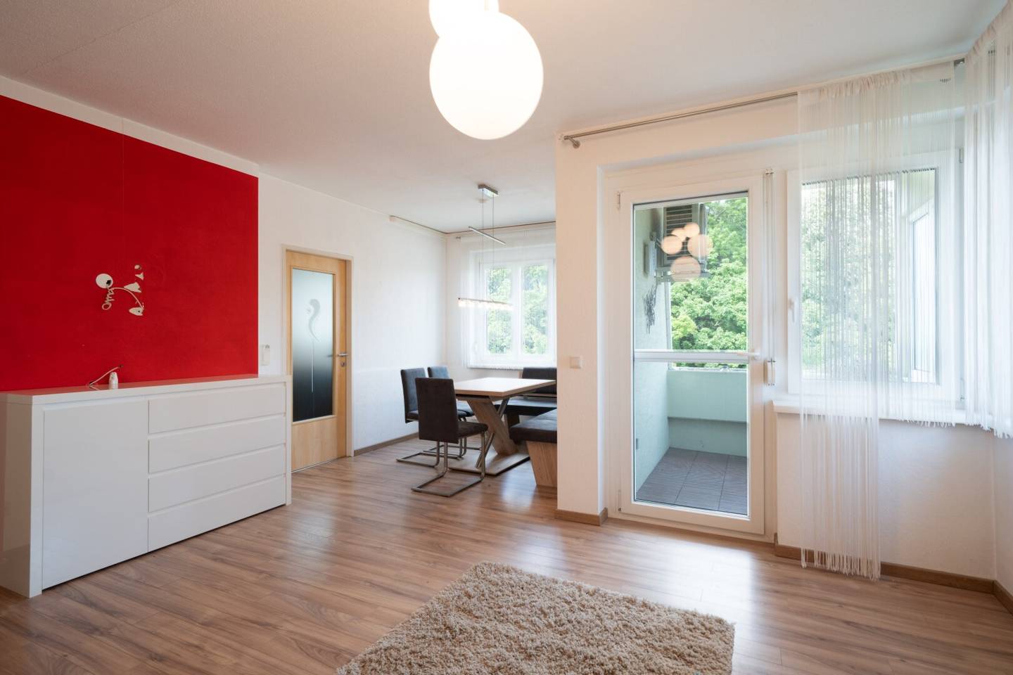 ++ Großzügige Wohnung mit blick in den Schlosspark  ++