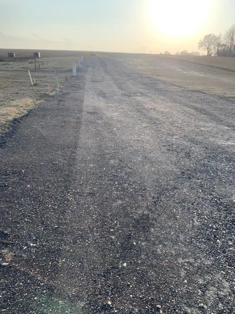 Sunny building plot 45 minutes from Vienna