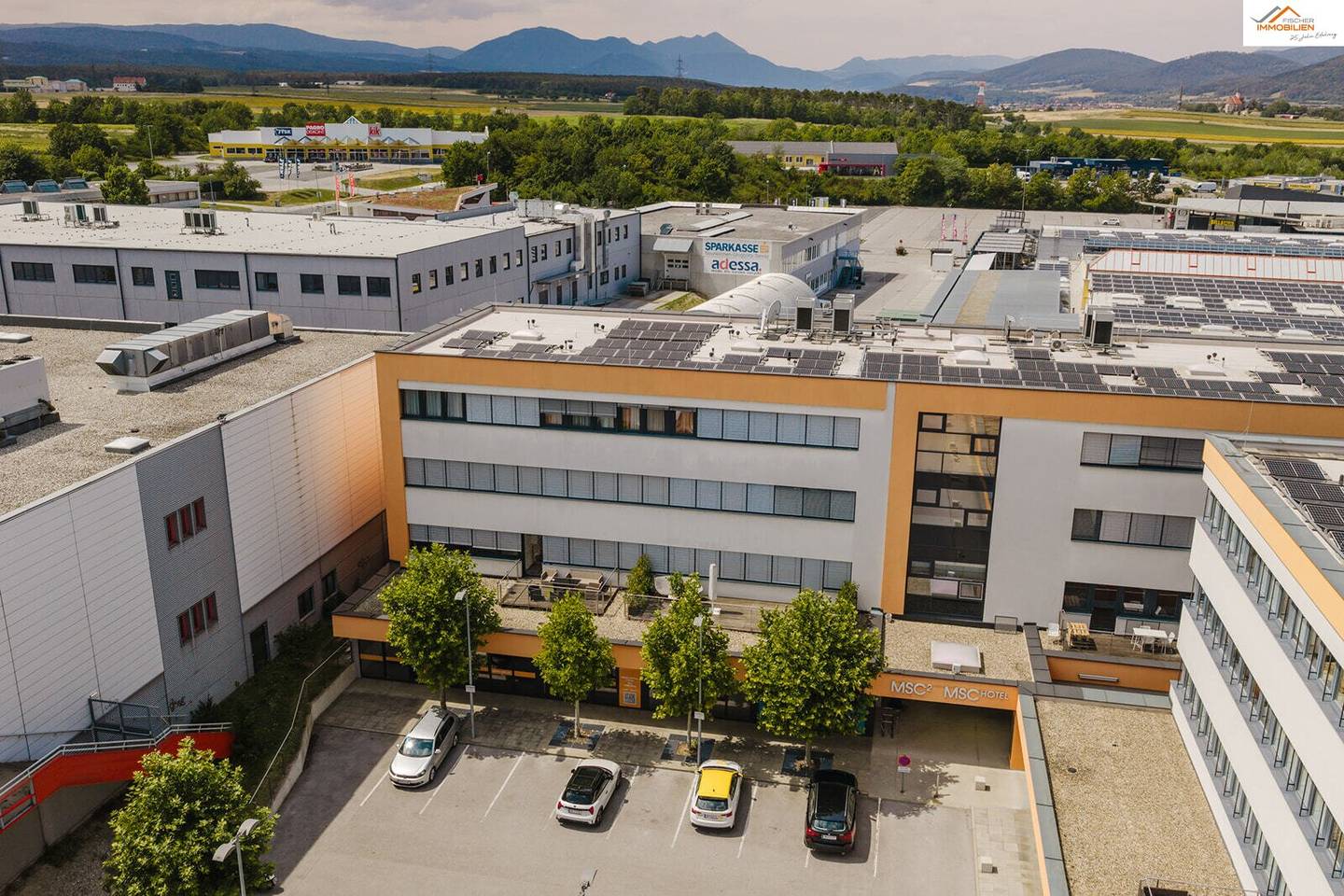 Modernes Geschäftslokal  in Neunkirchen - MIETFREI die ersten 2 Monate – variable Verkaufs- und Präsentationsflächen - barrierefrei