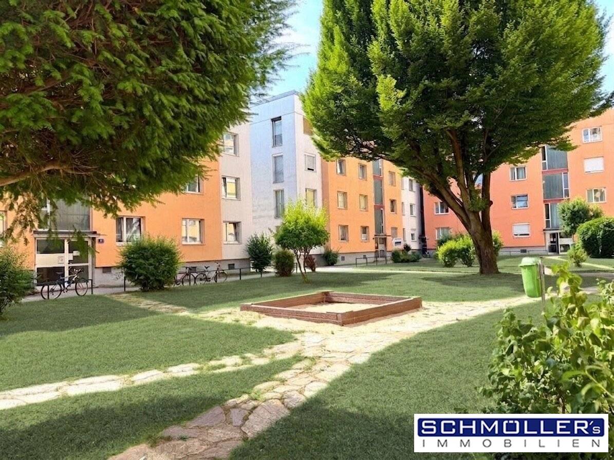 Sehr schöne 2-Zimmer Wohnung mit Balkon
