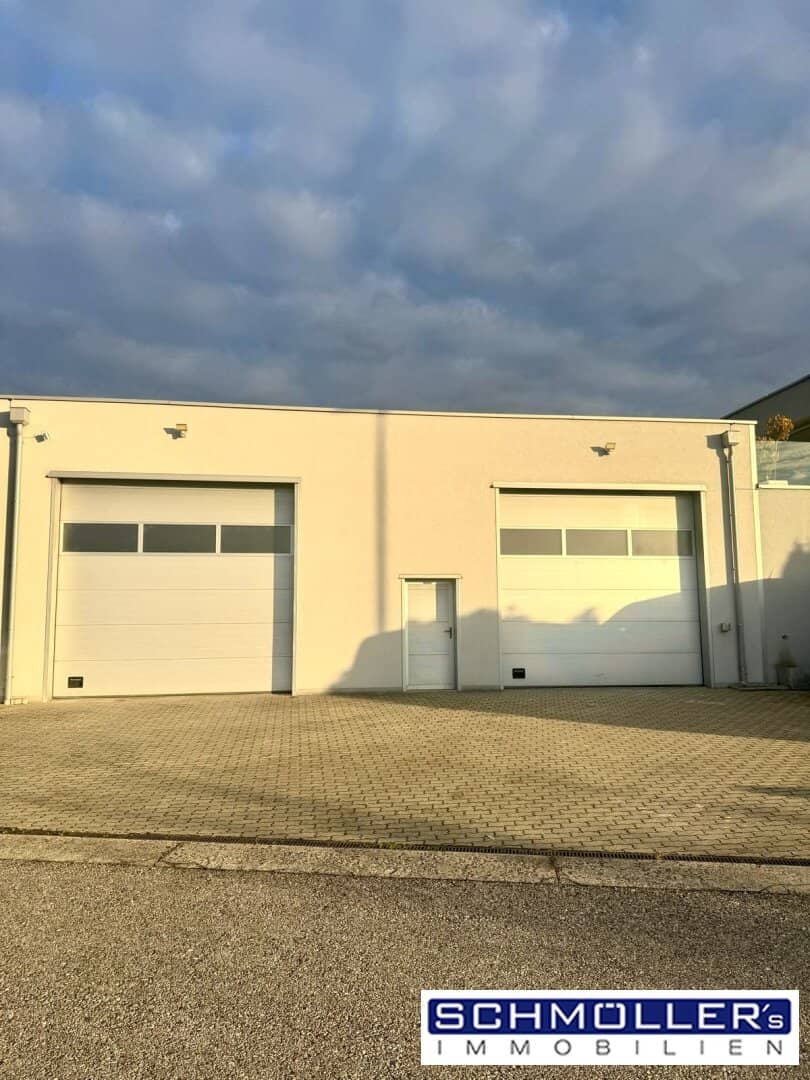 TOP-Gewerbeimmobilie mit Penthaus-Wohnung, Pool, Sauna und Sommerhaus - Schöner Arbeiten & Wohnen
