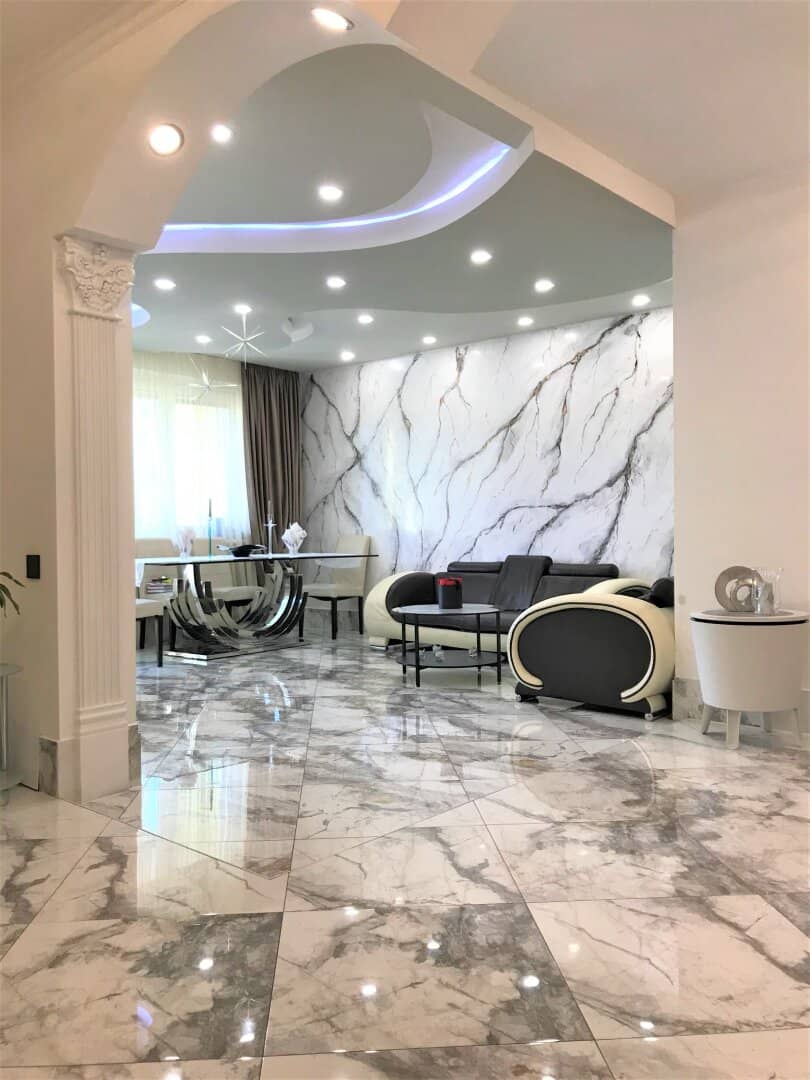 Dream living in the heart of Baden, stylish apartment with loggia near Kurpark and Casino