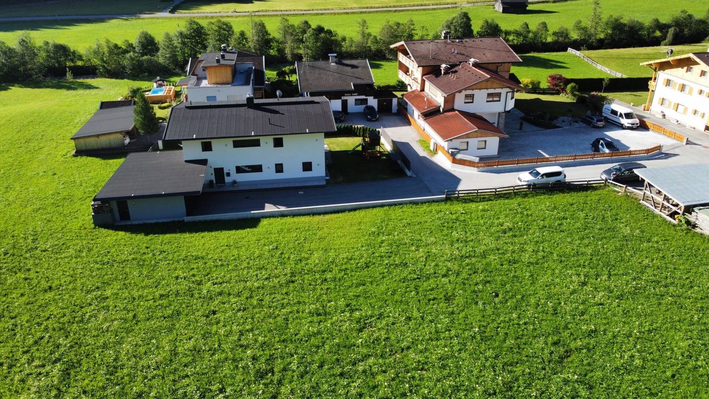 Baugrundstück in Bestlage von Neustift