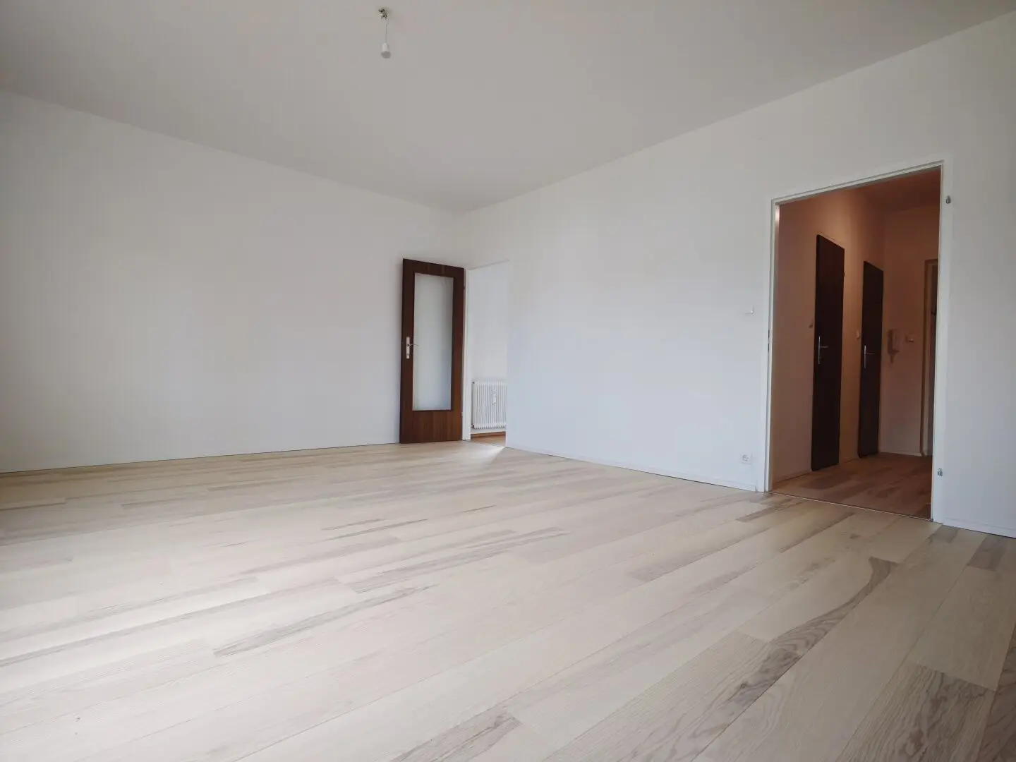 Beautiful 3-room apartment with loggia and parking in Oberwaltersdorf