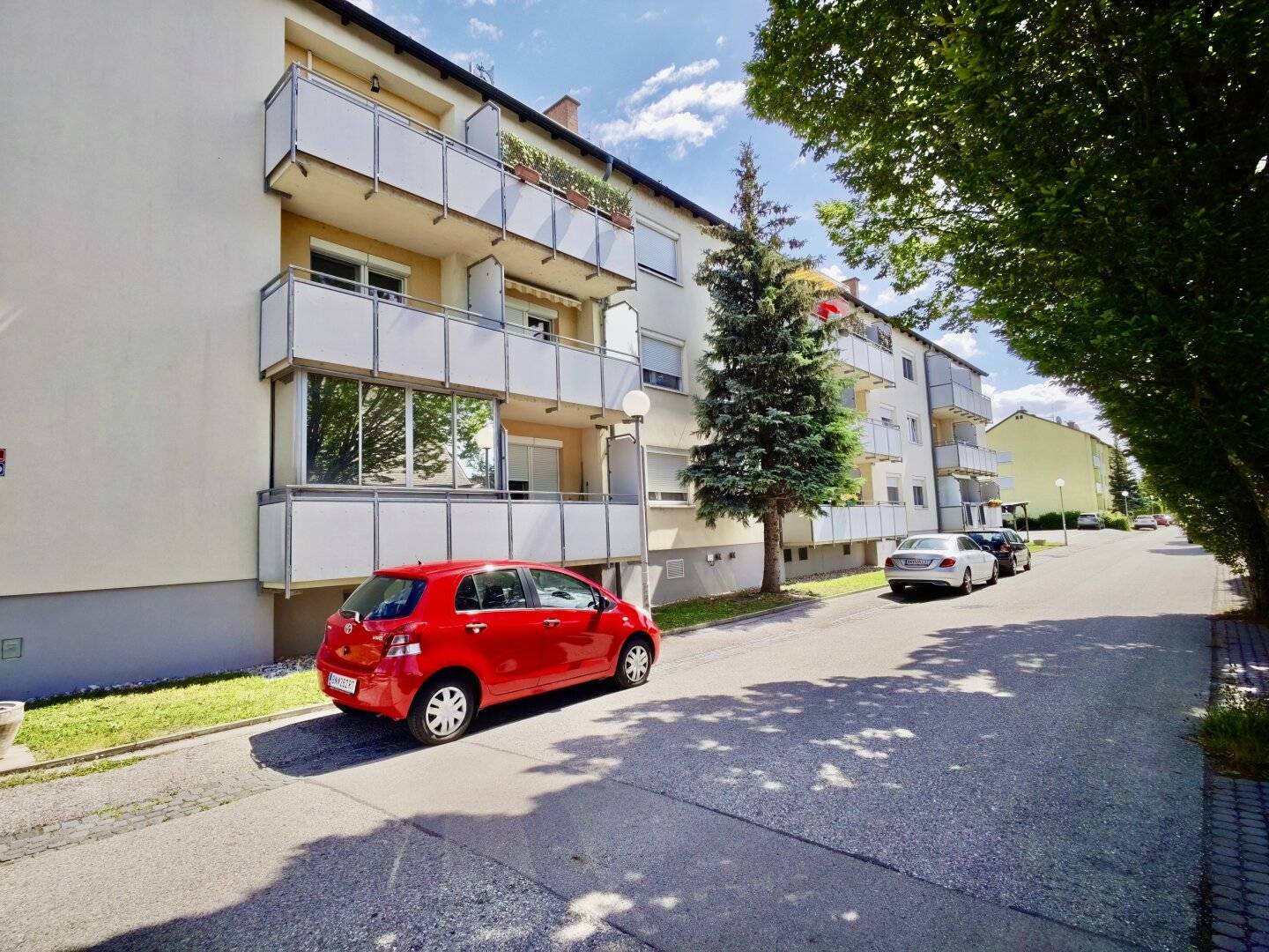 Schöne 3-Zimmer-Wohnung mit Loggia und Parkplatz in Oberwaltersdorf