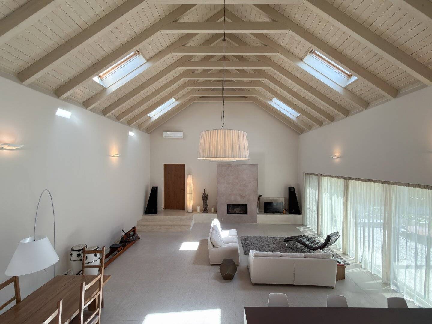 Architectural Gem on Lake Neusiedl: Where Generosity Meets Absolute Privacy