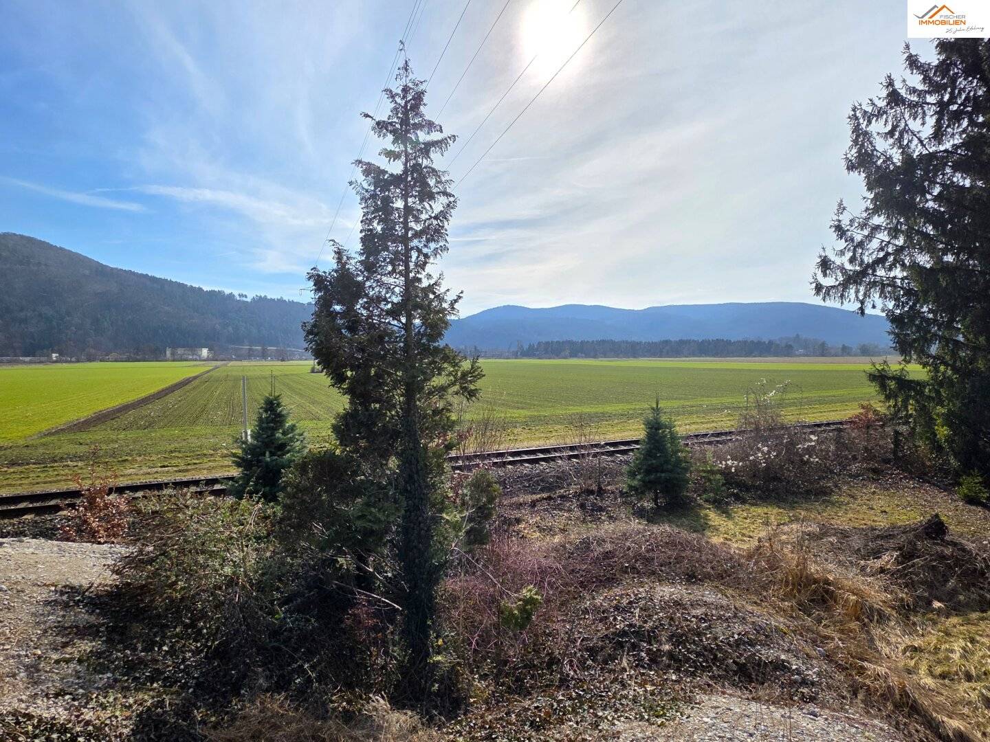 Platz für Haus, Pool und Garage ! Baugrundstück mit über 2.200m²