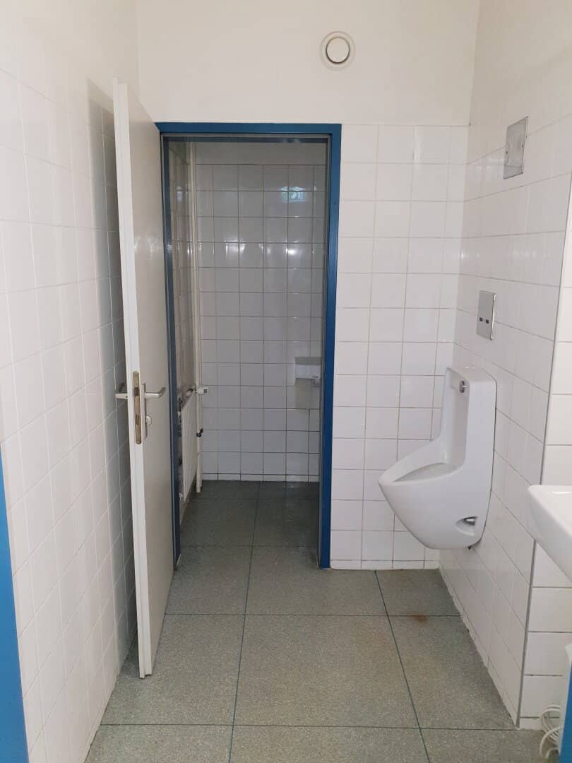 Office, practice, company headquarters for rent