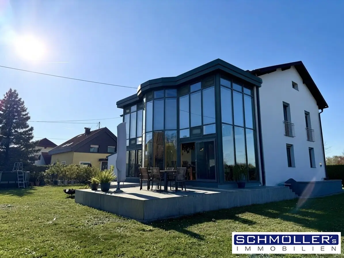 Well maintained, spacious residence on the outskirts of Marchtrenk