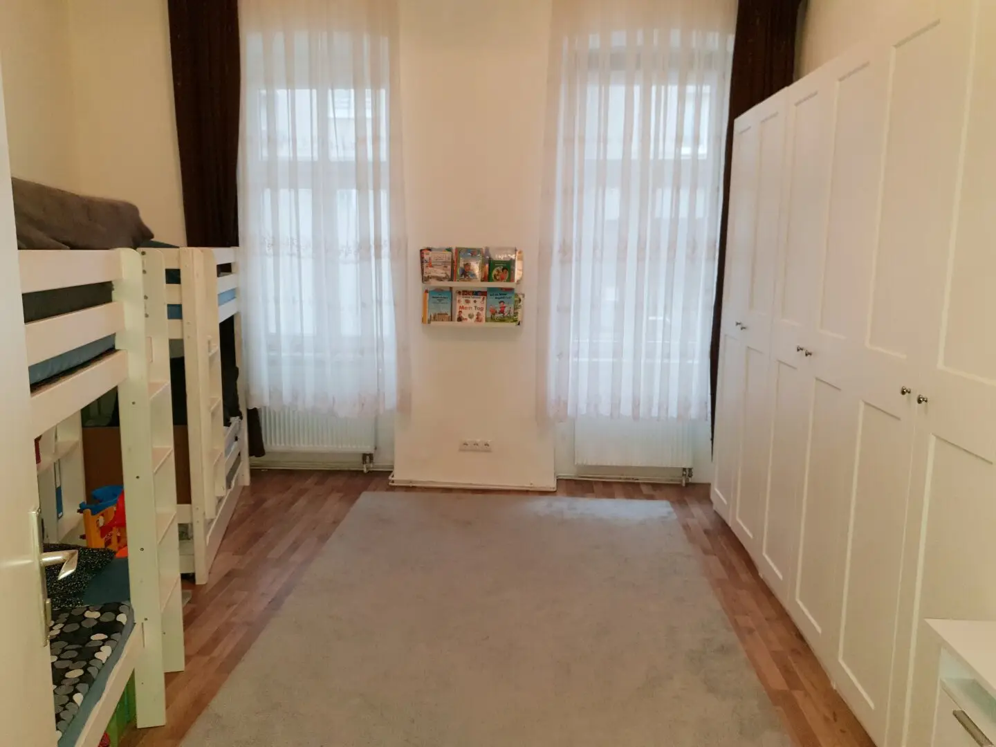 Ground floor apartment near the center