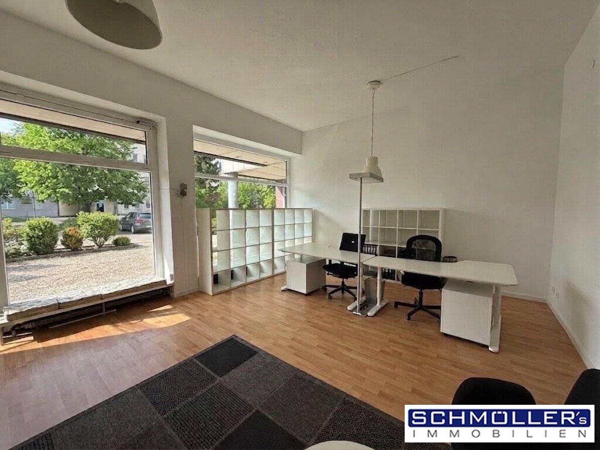 Furnished office/practice/commercial space in a central location
