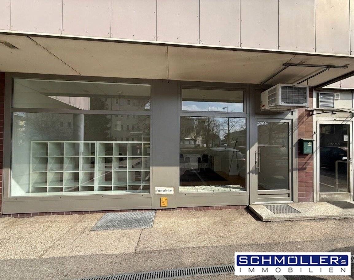 Möbliertes Büro/Praxis/Geschäftsfläche in zentraler Lage