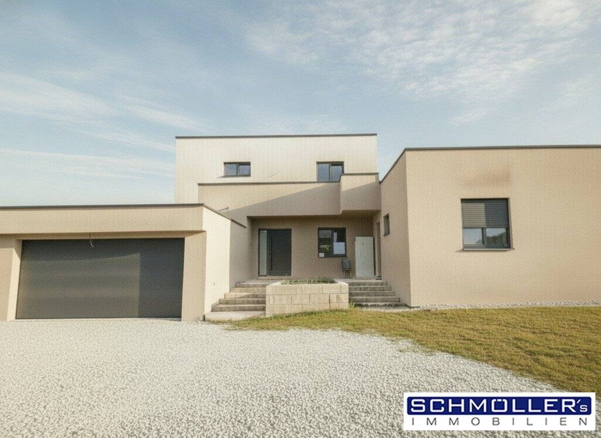 Neubau! Zweifamilienhaus/Doppelhaus mit großer Garage