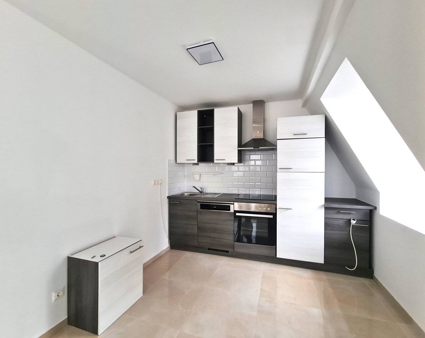 Atraktives Wohnhaus mit 5 Wohnungen in Gloggnitz! Vollvermietet!
