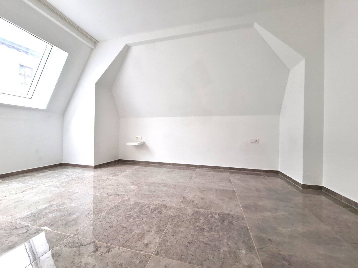 Atraktives Wohnhaus mit 5 Wohnungen in Gloggnitz!