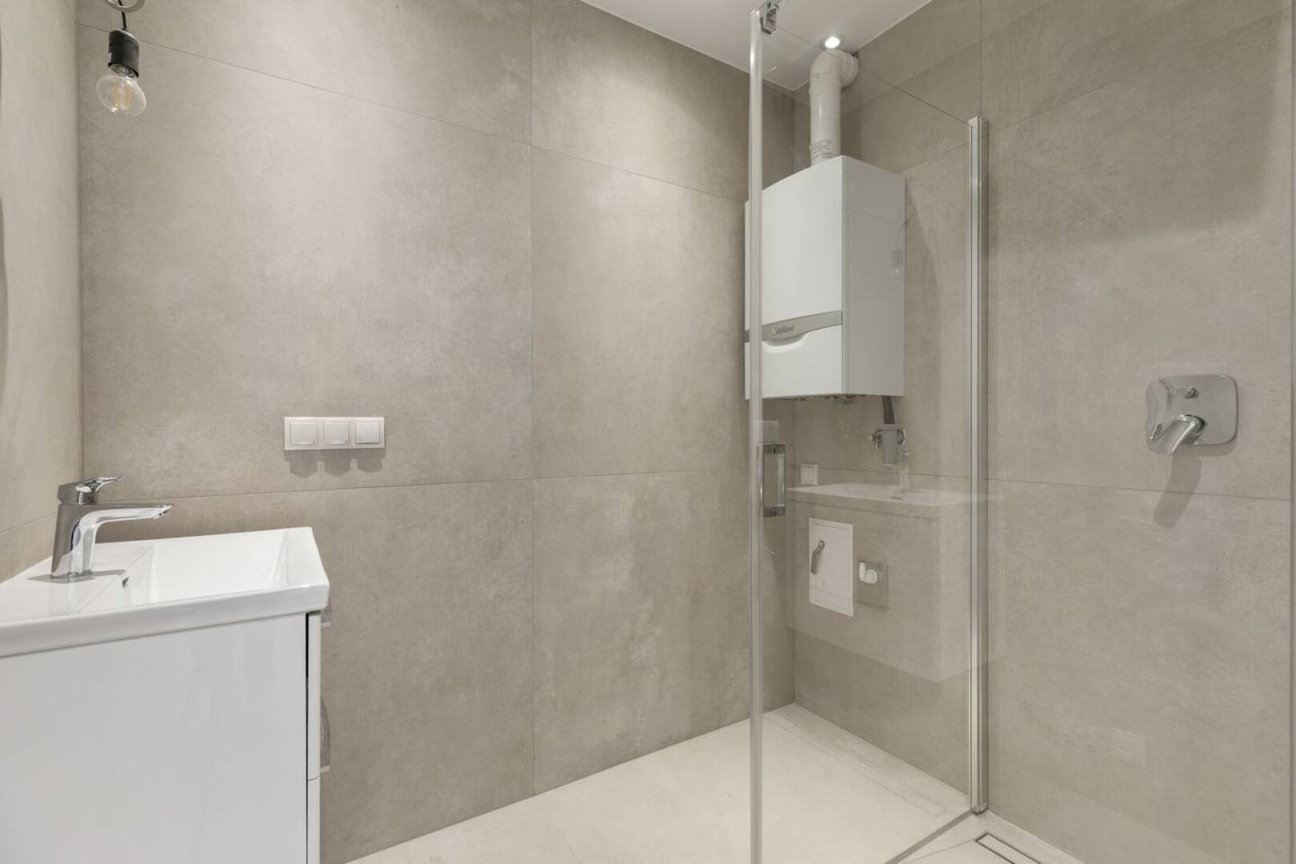 ALEGER-HIT! Leased Unit in the Heart of Meidling