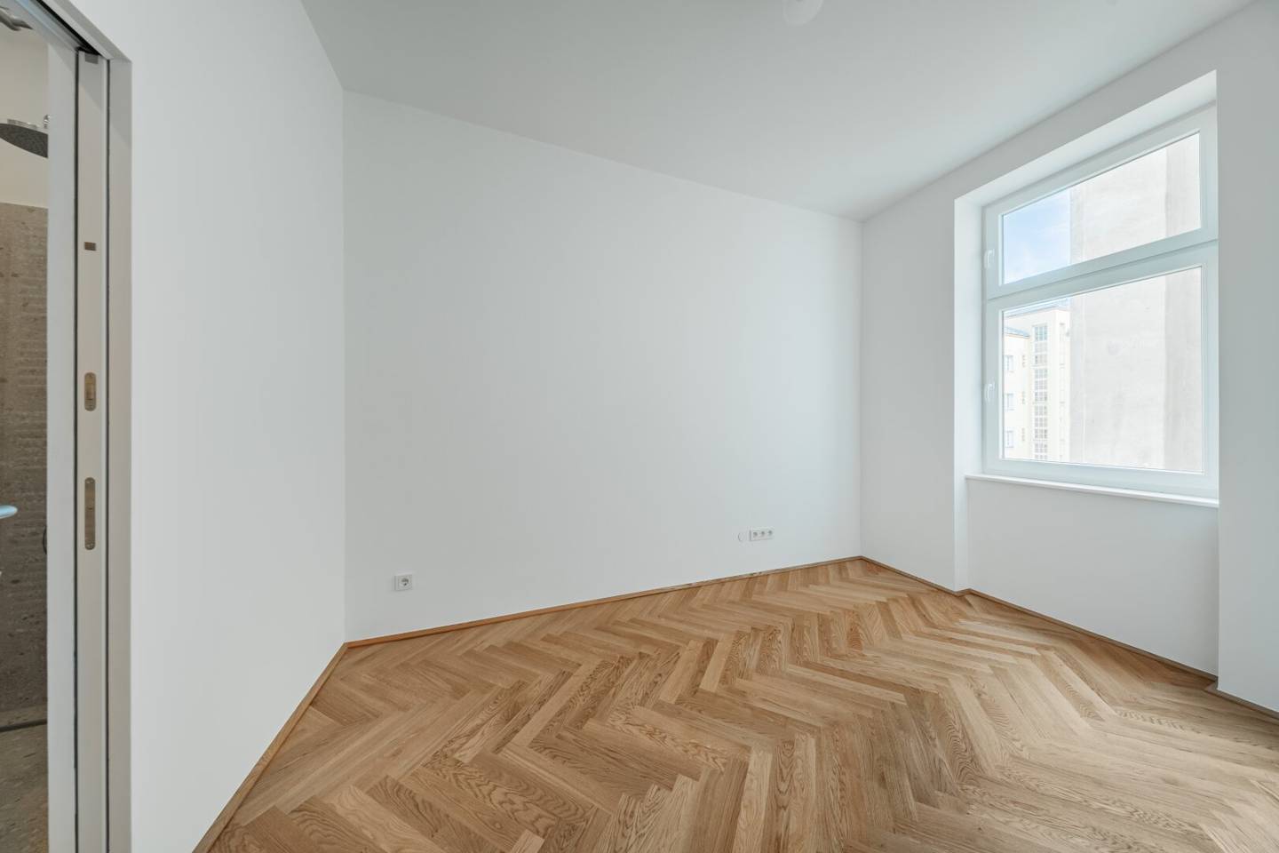Top offer! First occupancy with a very good layout near Thaliasstraße