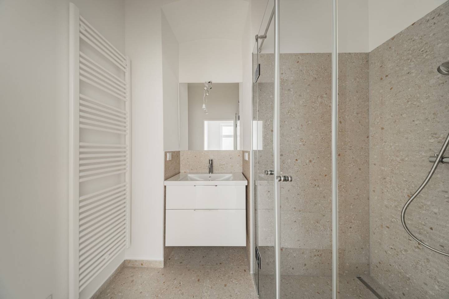 Top offer! First occupancy with a very good layout near Thaliasstraße