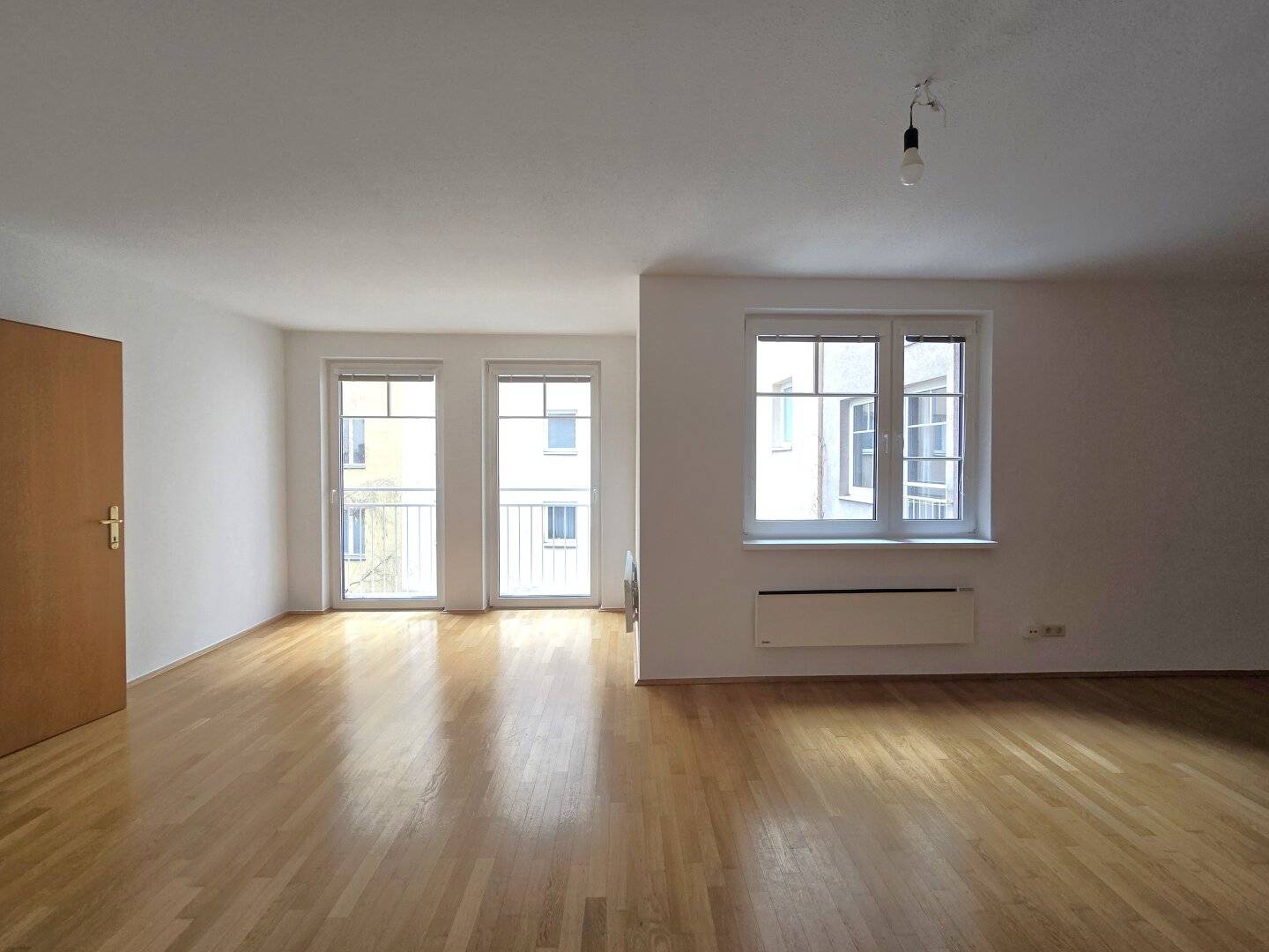 Top located 2-room apartment in Schlagergasse/Severingasse near Volksoper and WUK