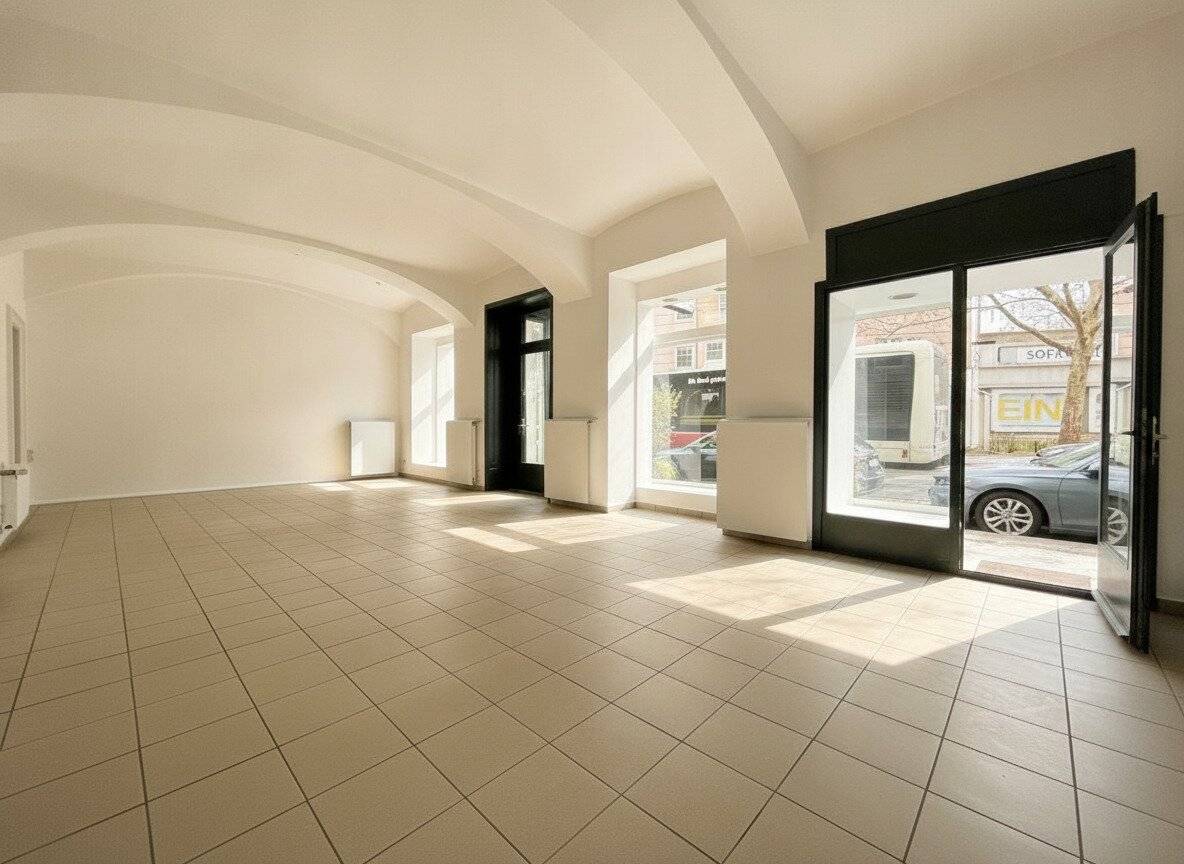 Commercial premises with historic old building flair in a top frequented micro location