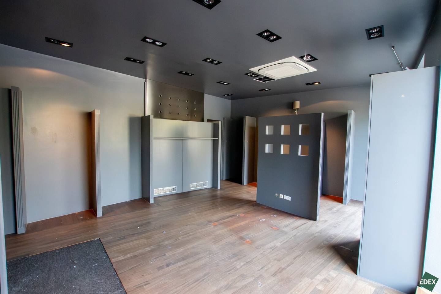 Nice commercial premises with good visibility in Alsergrund