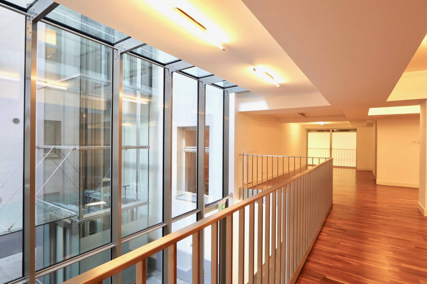 Quiet office in courtyard location near Stadtpark