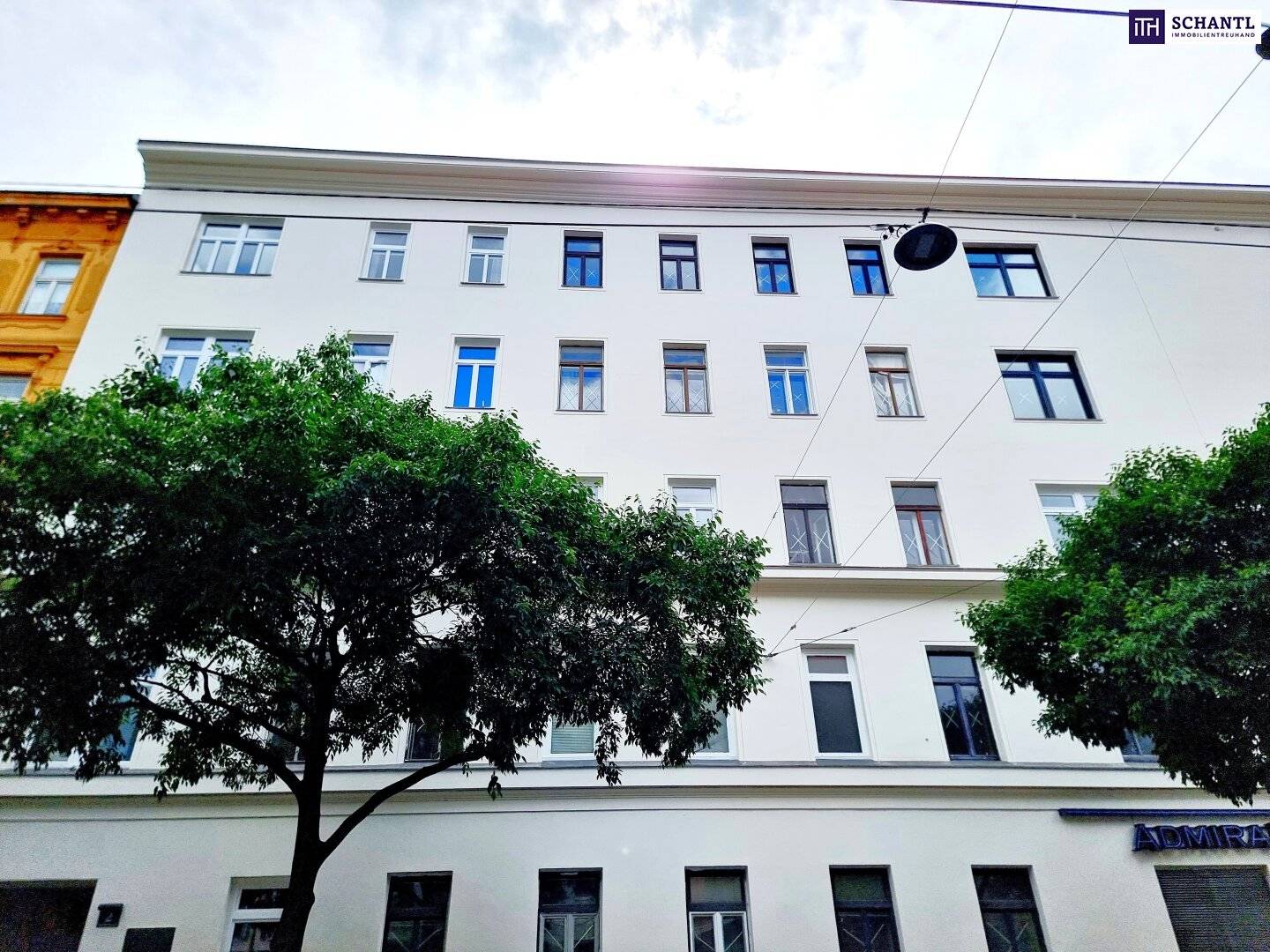 Achtung - Neue TOP-Preise! U-Bahn um´s Eck! Hier ist für jeden die passende Wohnung dabei! Sanierte und unsanierte Wohnungen in verschiedenen Größen!