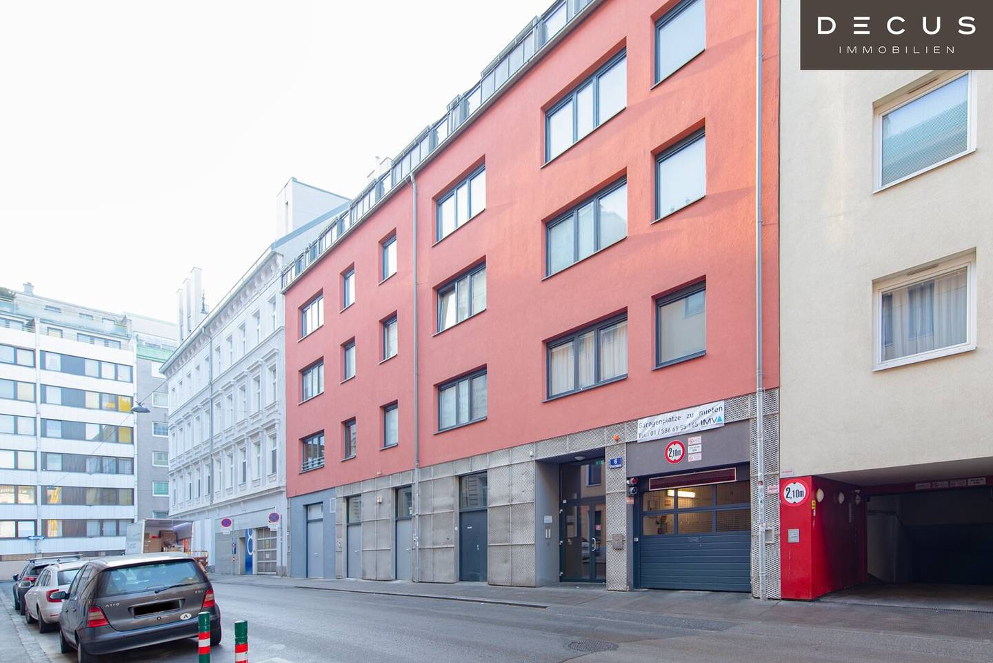 / AUSSENFLÄCHE / U-BAHN NÄHE / ZWEI ZIMMER / VERFÜGBAR AB SOFORT / GUTE AUFTEILUNG