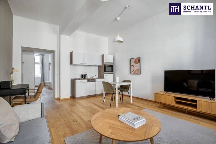 Delightful old building apartment fully renovated in 2023 near the subway United? no, just near the subway? wait.