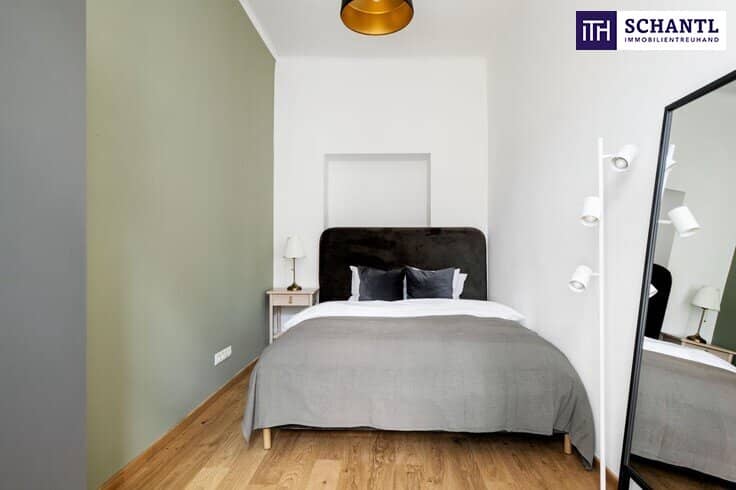 Delightful old building apartment fully renovated in 2023 near the subway United? no, just near the subway? wait.