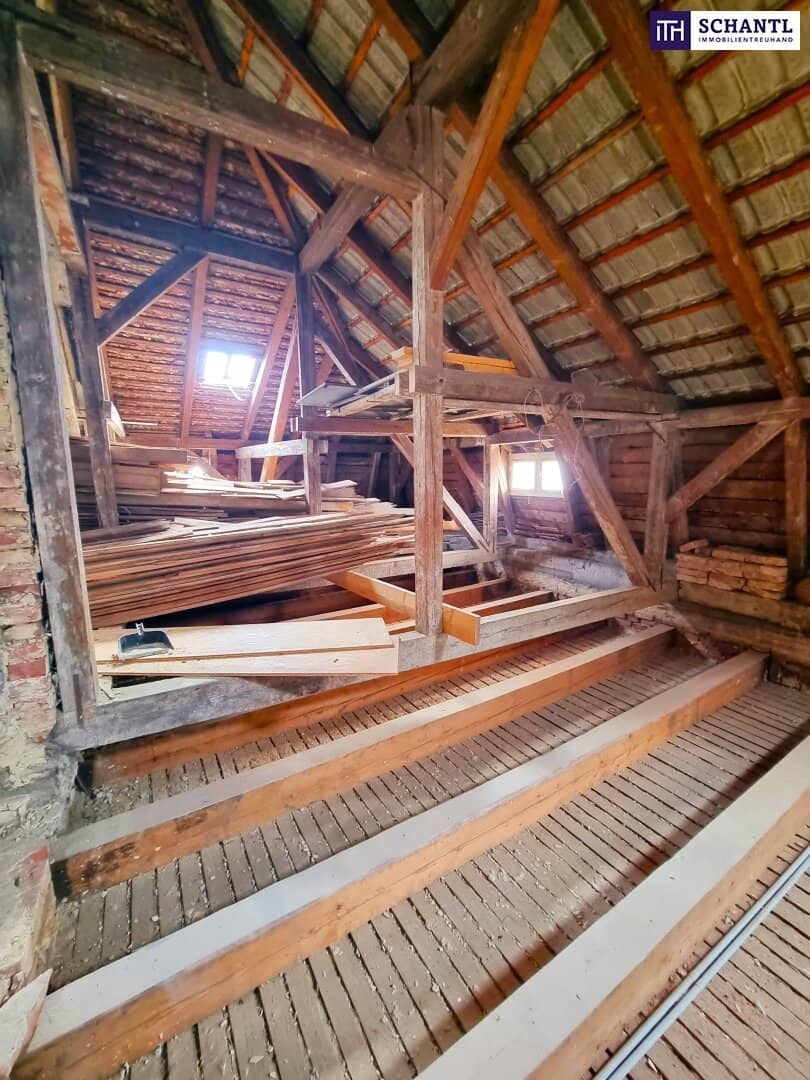 Now or never - price bargain! Fantastic raw attic space! Top location in 1150 Vienna + foundation slab already prepared + basement compartments already erected + lift shaft from basement to ground floor finished! Buy today, build tomorrow!