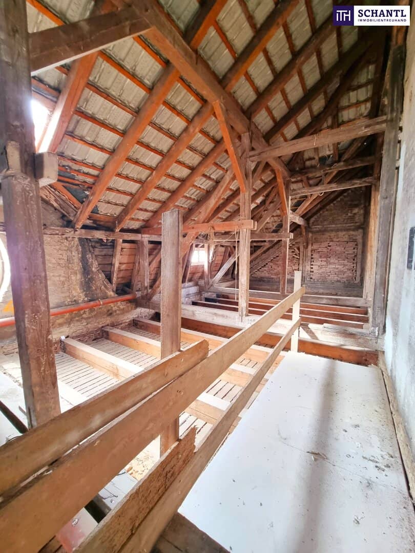 Now or never - price bargain! Fantastic raw attic space! Top location in 1150 Vienna + foundation slab already prepared + basement compartments already erected + lift shaft from basement to ground floor finished! Buy today, build tomorrow!