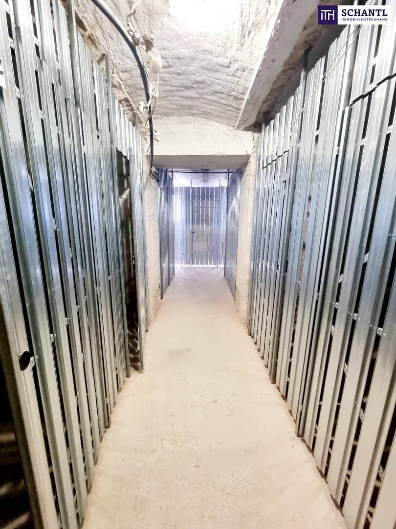 Now or never - price bargain! Fantastic raw attic space! Top location in 1150 Vienna + foundation slab already prepared + basement compartments already erected + lift shaft from basement to ground floor finished! Buy today, build tomorrow!