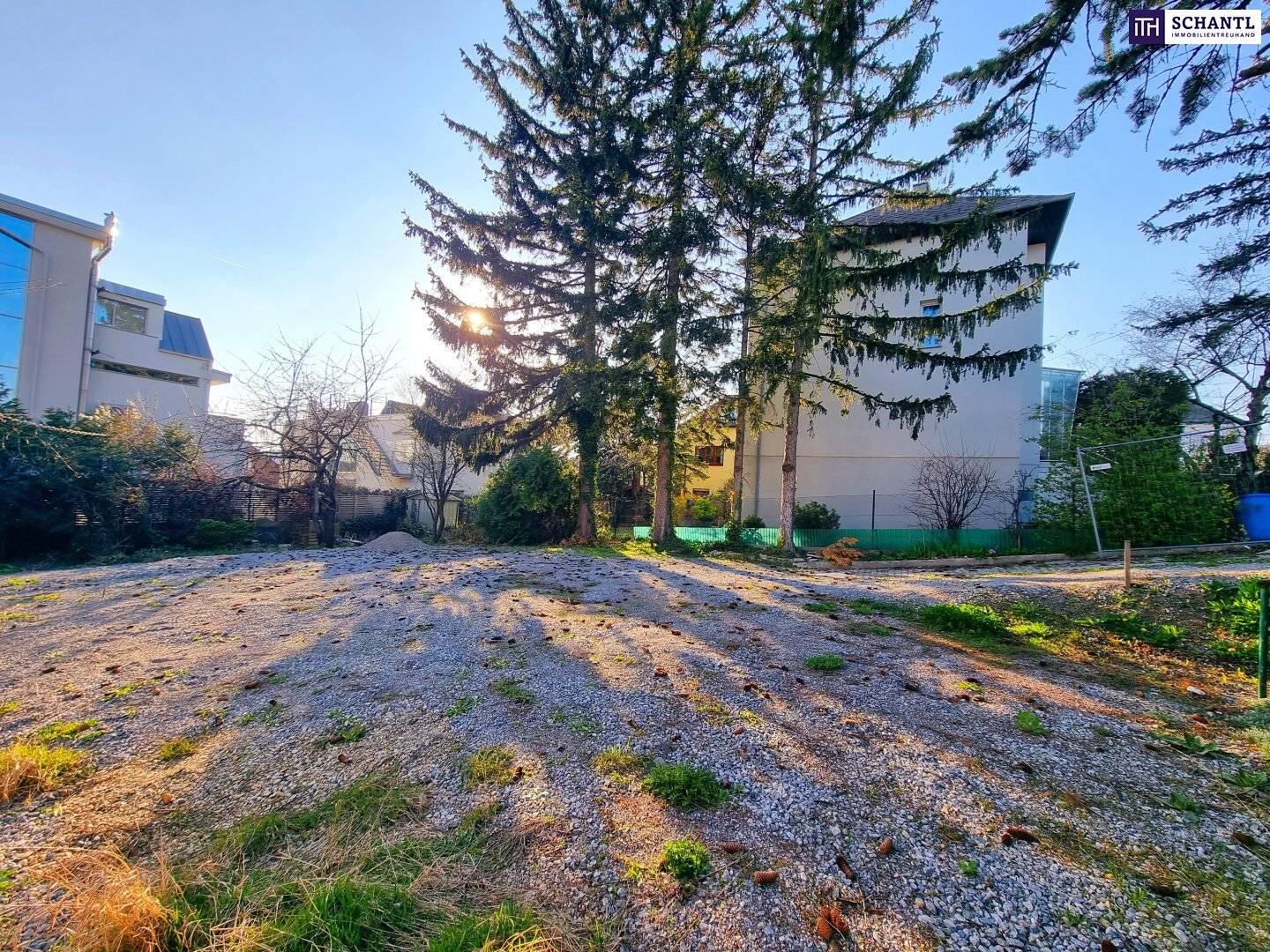 New price, rarity! Great building plot on Schafberg! Prime location plus attractive residential development possible or realize the dream of your own home! Act now